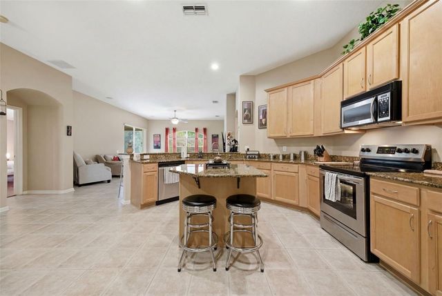 25946 RISEN STAR DRIVE, Wesley Chapel, FL 33544