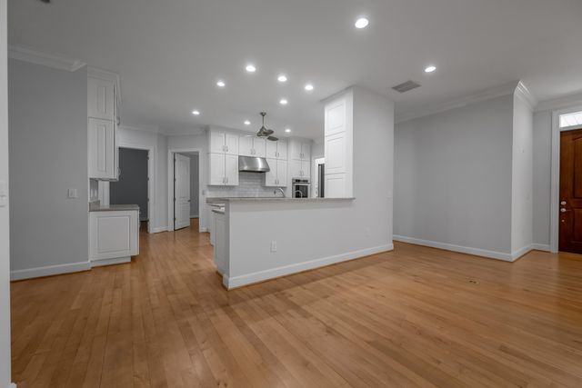 326 Foxtail Road, Versailles, KY 40383