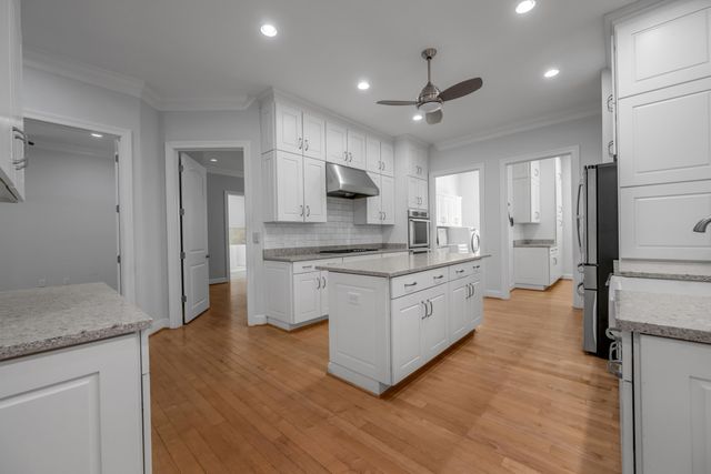 326 Foxtail Road, Versailles, KY 40383