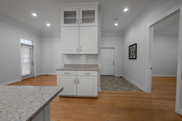 326 Foxtail Road, Versailles, KY 40383