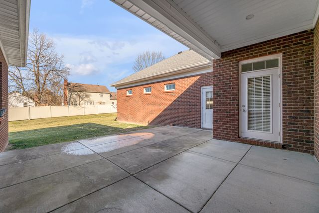 326 Foxtail Road, Versailles, KY 40383