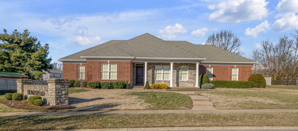 326 Foxtail Road, Versailles, KY 40383