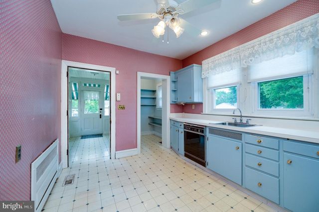 1000 CHERRY ST, Phoenixville, PA 19460