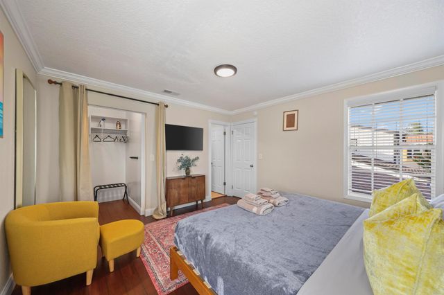 15881 SW 8th Avenue, Delray Beach, FL 33444