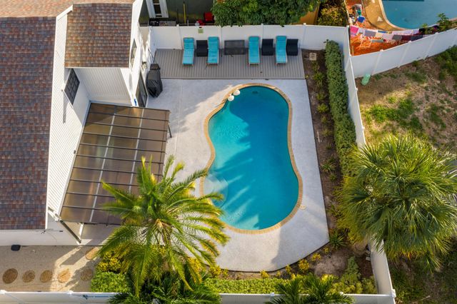 15881 SW 8th Avenue, Delray Beach, FL 33444