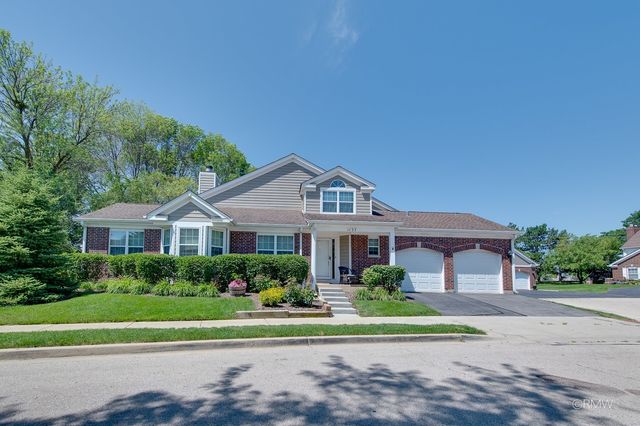 1137 St Andrews Court, Algonquin, IL 60102
