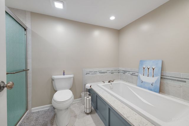 1137 St Andrews Court, Algonquin, IL 60102