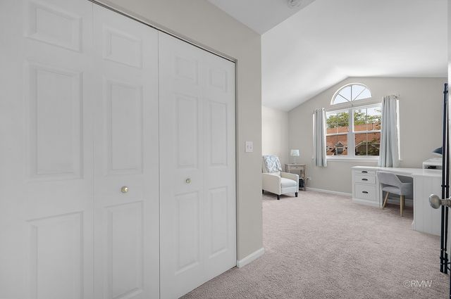 1137 St Andrews Court, Algonquin, IL 60102