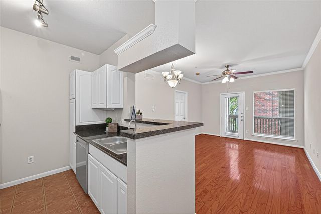 1330 Old Spanish Trail 3206, Houston, TX 77054