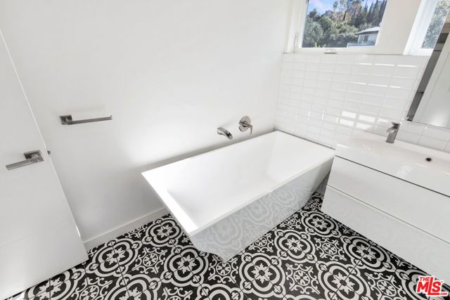 26349 Fairside Road, Malibu, CA 90265