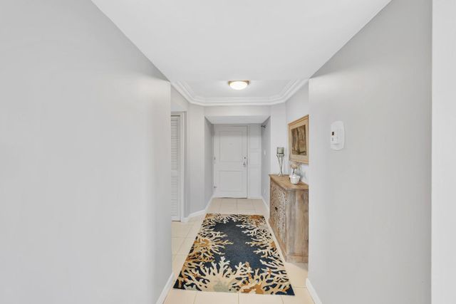 5380 N Ocean Drive 4a, Singer Island, FL 33404