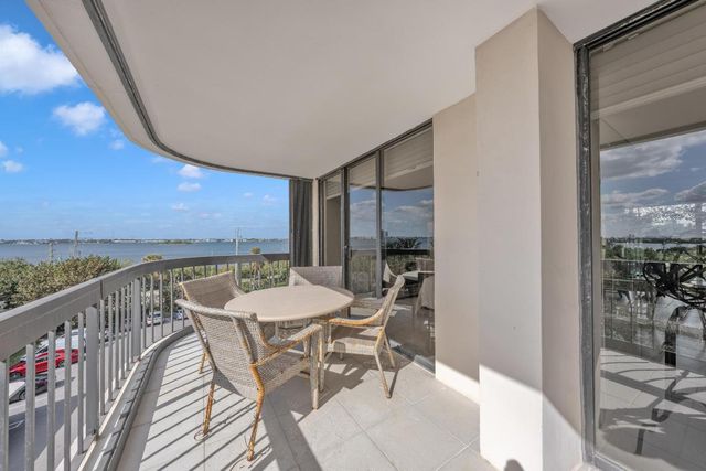 5380 N Ocean Drive 4a, Singer Island, FL 33404