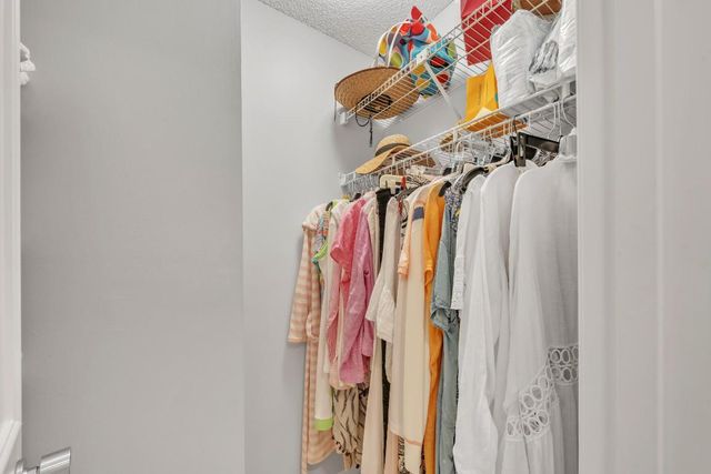 5380 N Ocean Drive 4a, Singer Island, FL 33404