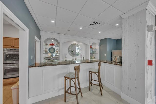 5380 N Ocean Drive 4a, Singer Island, FL 33404