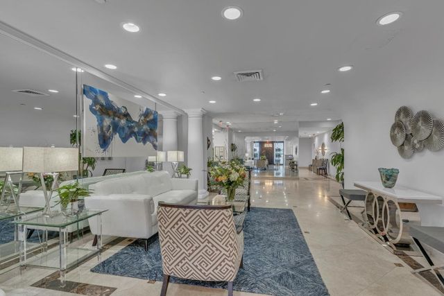 5380 N Ocean Drive 4a, Singer Island, FL 33404