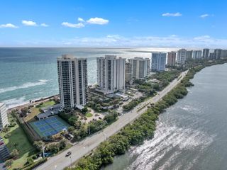 5380 N Ocean Drive 4a, Singer Island, FL 33404