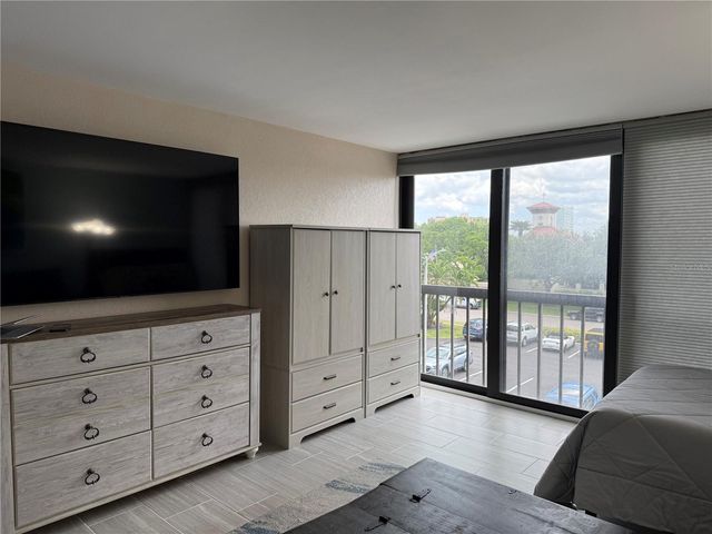 255 DOLPHIN POINT 305, Clearwater Beach, FL 33767