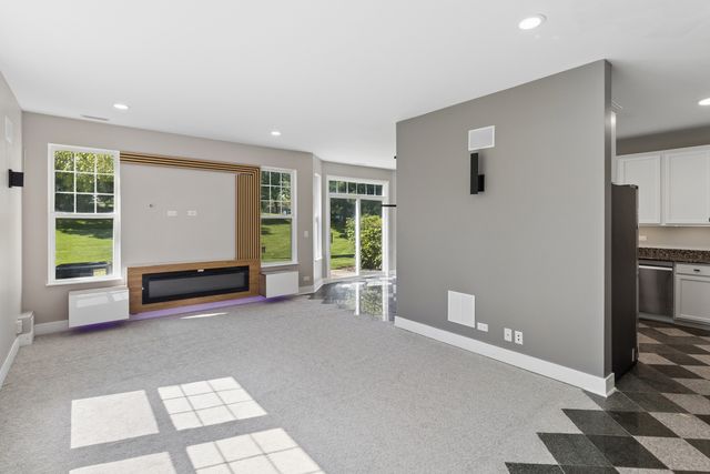 6530 Marble Lane, Carpentersville, IL 60110