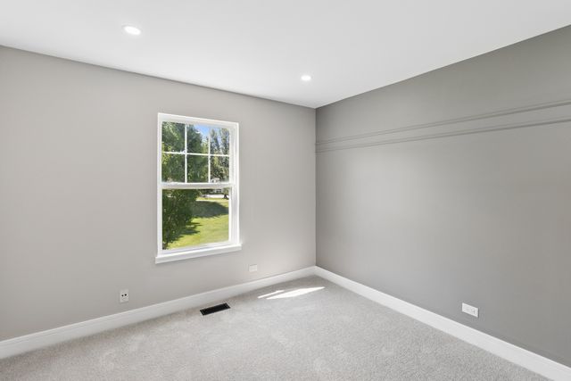6530 Marble Lane, Carpentersville, IL 60110