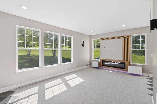 6530 Marble Lane, Carpentersville, IL 60110