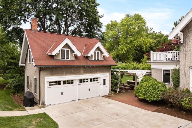 N69W6507 Bridge ROAD, Cedarburg, WI 53012