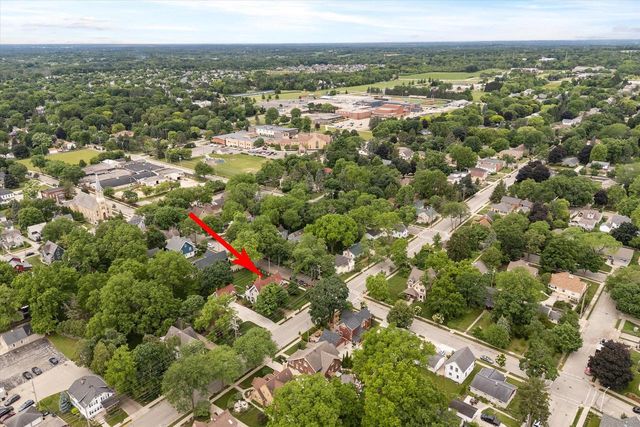 N69W6507 Bridge ROAD, Cedarburg, WI 53012