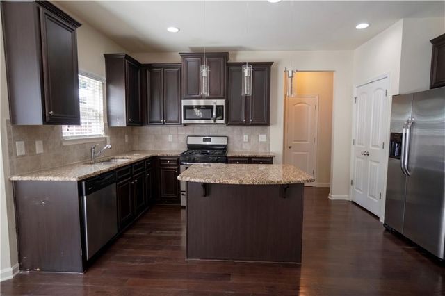 7621 Bowhead Court, Fairburn, GA 30213