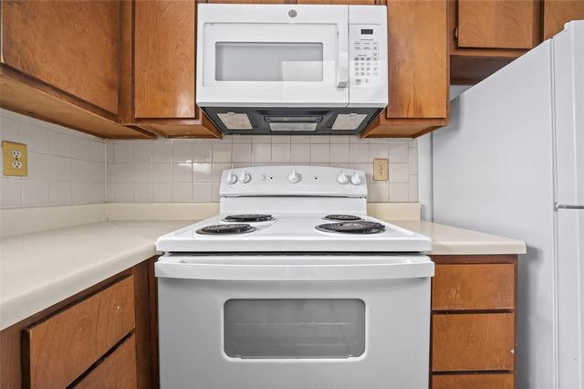 7901 Cambridge Street 87, Houston, TX 77054