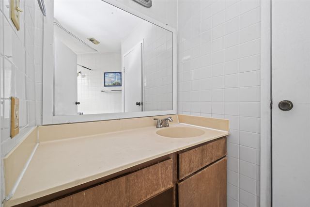 7901 Cambridge Street 87, Houston, TX 77054