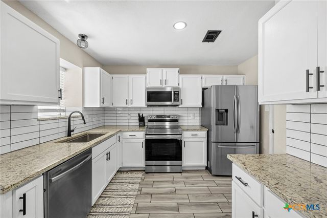 2202 Waterfall Drive, Killeen, TX 76549