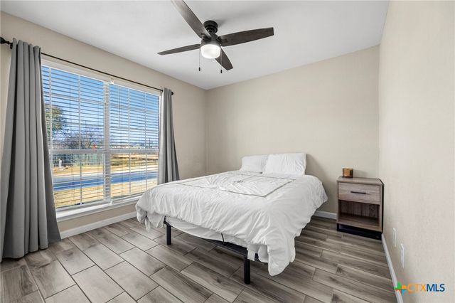 2202 Waterfall Drive, Killeen, TX 76549