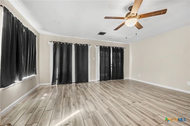 2202 Waterfall Drive, Killeen, TX 76549