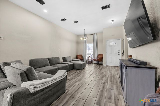 2202 Waterfall Drive, Killeen, TX 76549