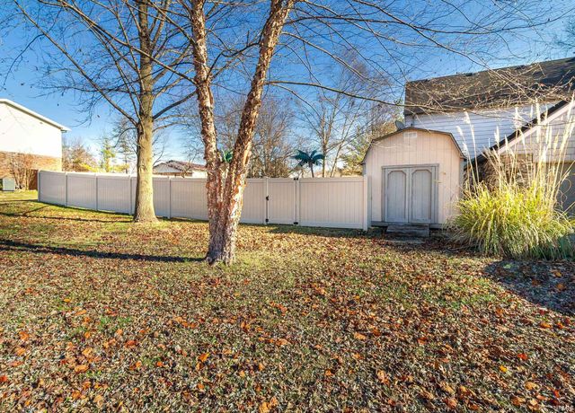 8188 Sycamore Drive, Newburgh, IN 47630