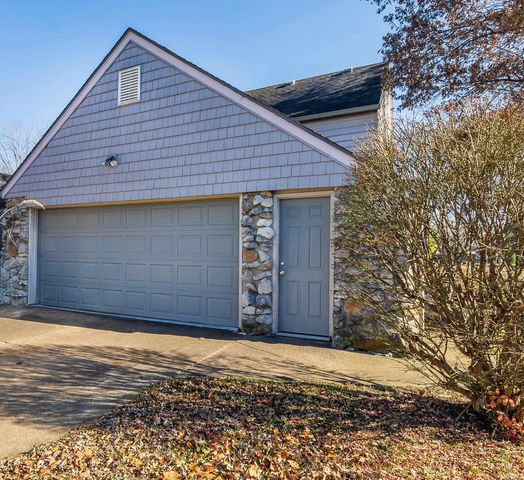 8188 Sycamore Drive, Newburgh, IN 47630