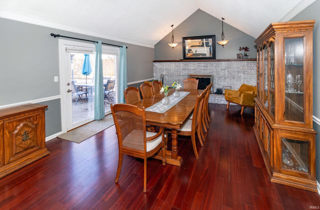 8188 Sycamore Drive, Newburgh, IN 47630