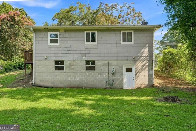 2889 Delray Drive NW, Atlanta, GA 30318