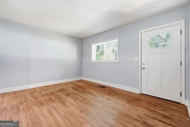 2889 Delray Drive NW, Atlanta, GA 30318
