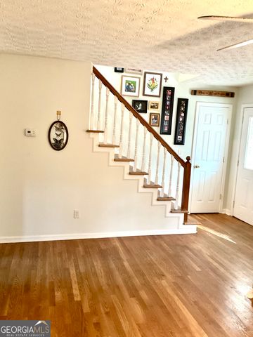 5851 Swan Walk, Sugar Hill, GA 30518