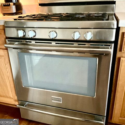 5851 Swan Walk, Sugar Hill, GA 30518