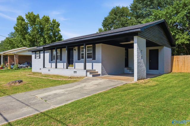 802 Cooper Lane, Hartselle, AL 35640