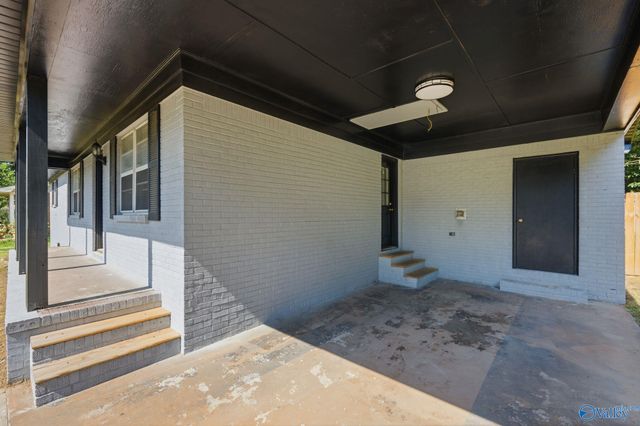 802 Cooper Lane, Hartselle, AL 35640