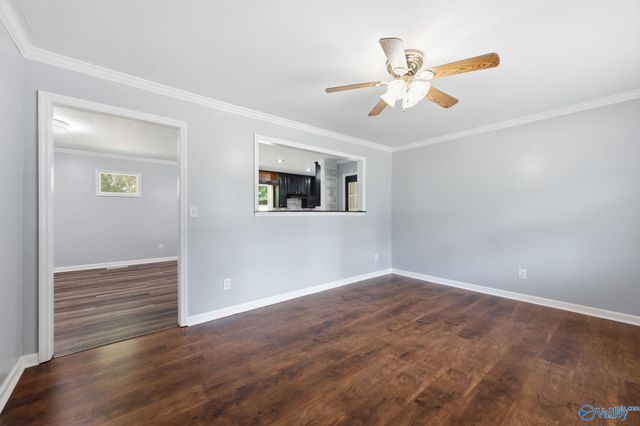 802 Cooper Lane, Hartselle, AL 35640