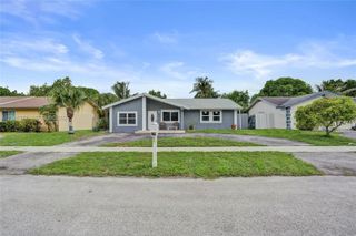 7812 SW 7th Place, North Lauderdale, FL 33068