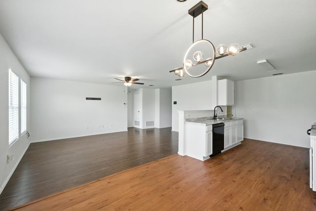 1429 Royal Meadows Trail, Fort Worth, TX 76140