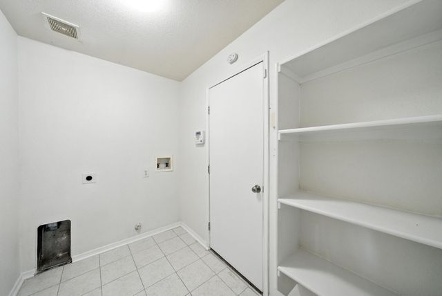 1429 Royal Meadows Trail, Fort Worth, TX 76140