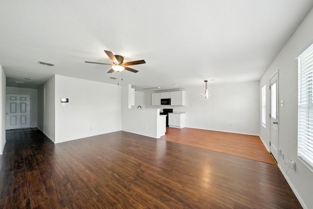 1429 Royal Meadows Trail, Fort Worth, TX 76140