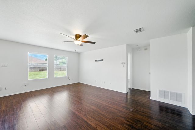 1429 Royal Meadows Trail, Fort Worth, TX 76140