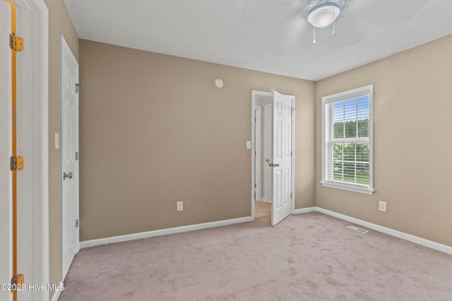 212 Winners Circle, Jacksonville, NC 28546