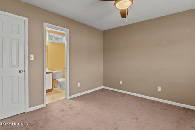 212 Winners Circle, Jacksonville, NC 28546
